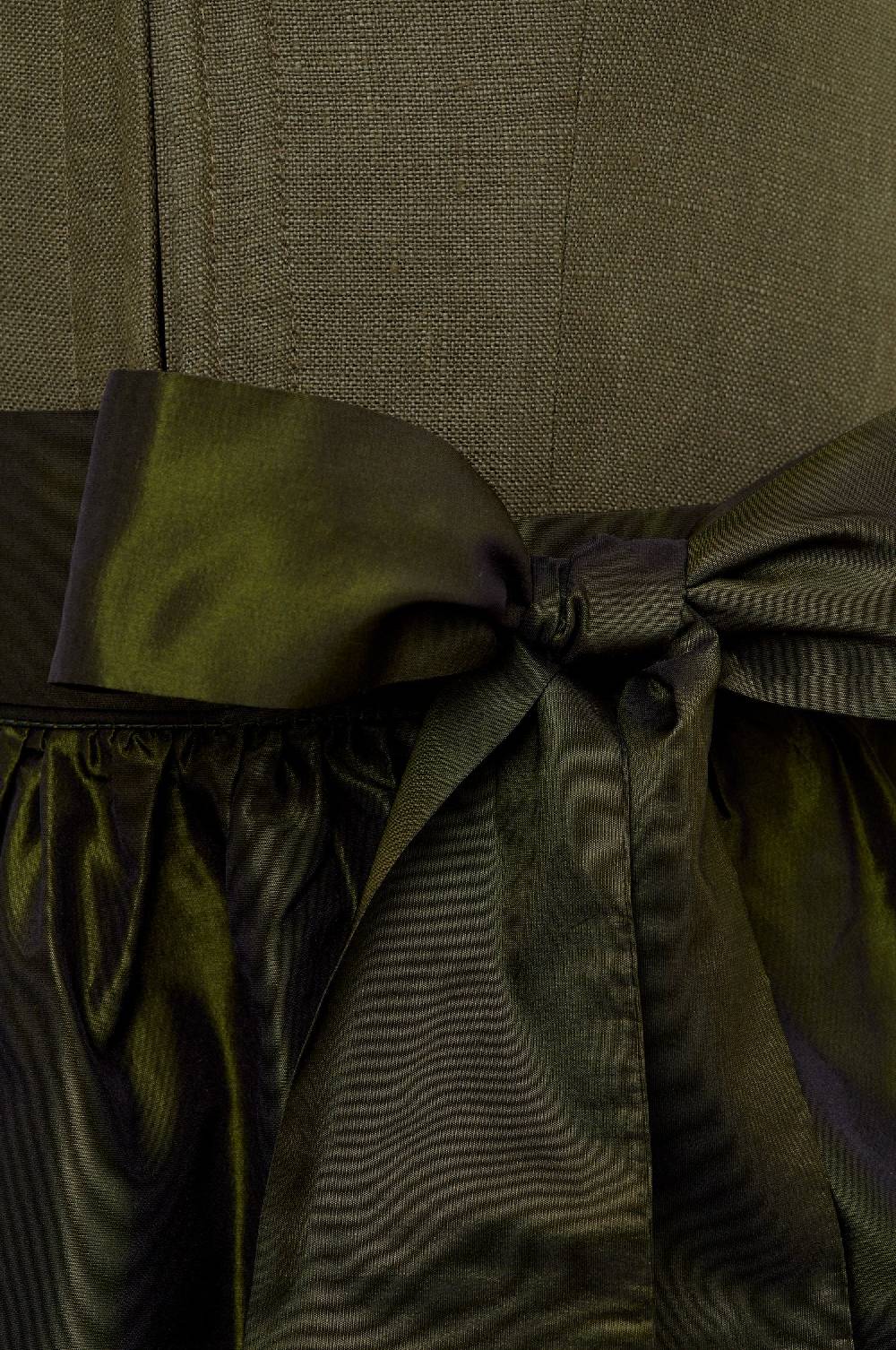 Kinga Mathe Jubiläumsdirndl in Olive Räumungsverkauf