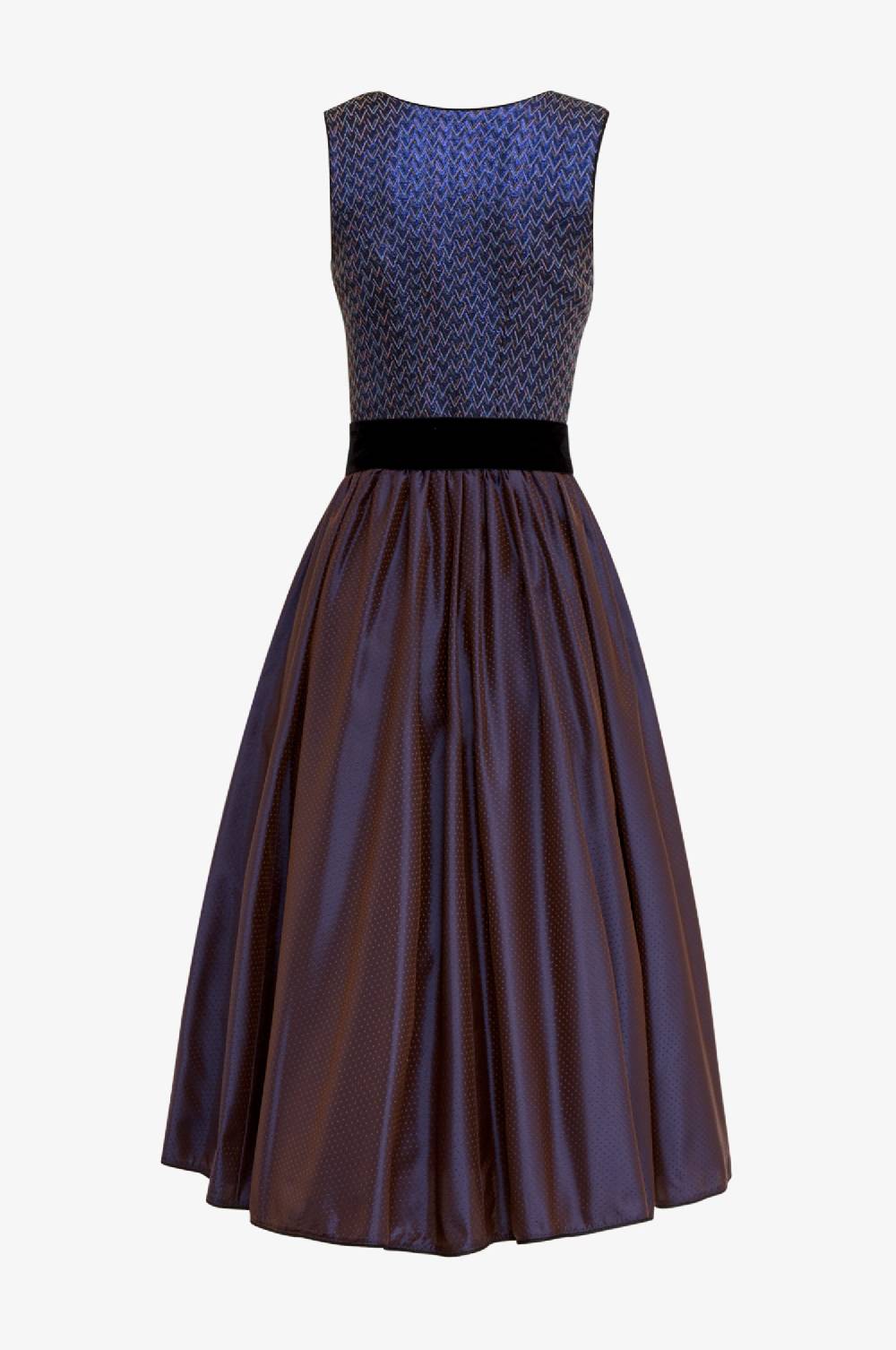 Kinga Mathe Dirndl Matera in Violett Neueste Stile