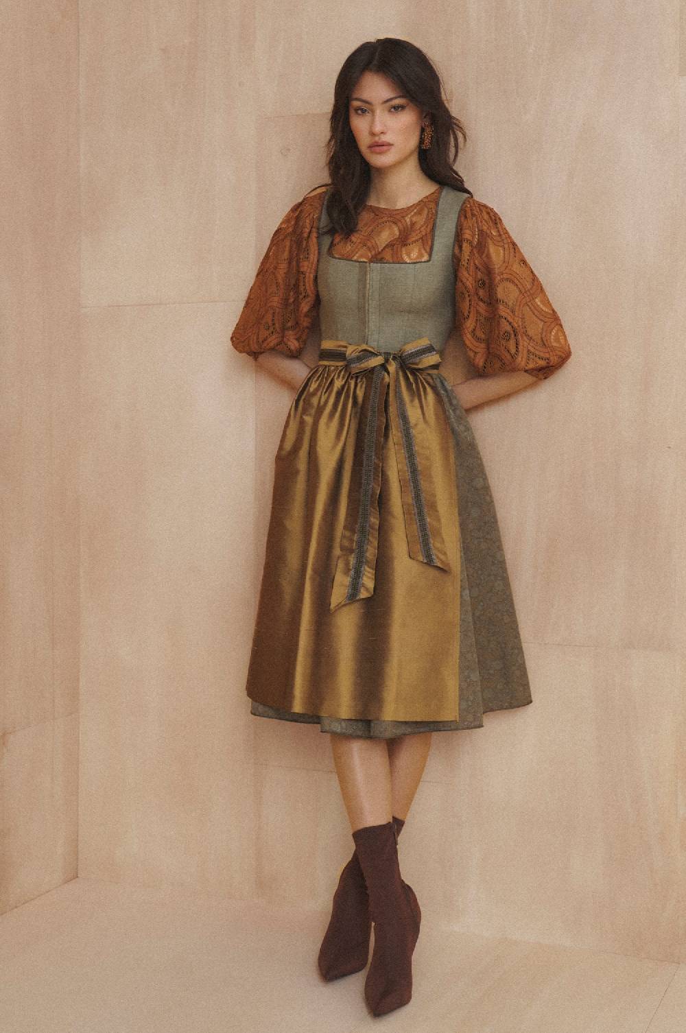 Kinga Mathe Dirndl Royan in Taupe Letzte 2 Tage