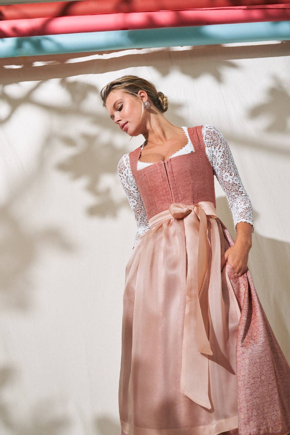 Kinga Mathe Dirndl Alcamo in Rostrot Riesige Rabatte