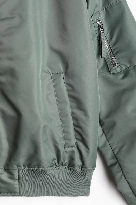 HM Loose Fit Bomber jacket Zeitbegrenzte Promotion