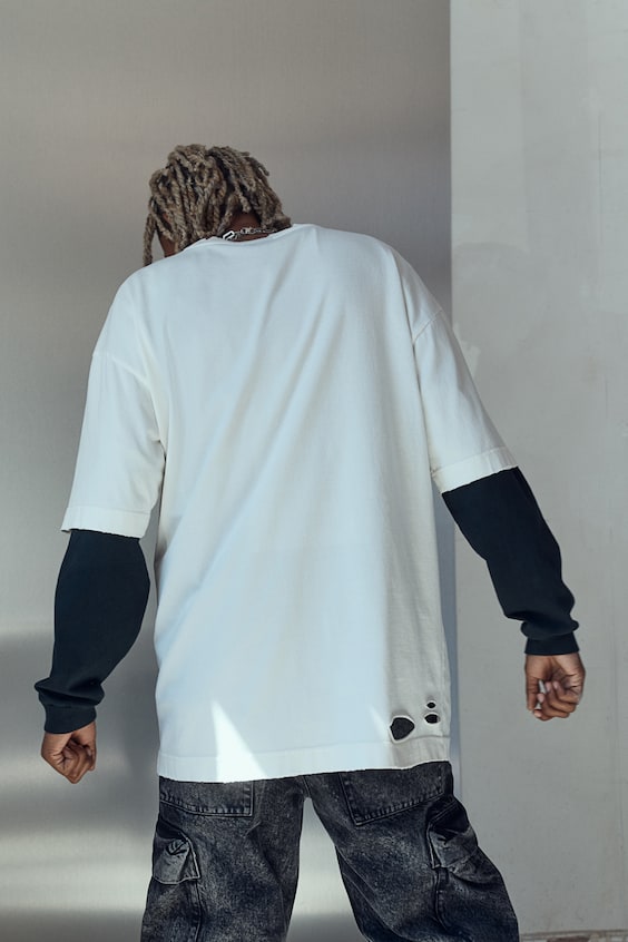 HM Oversized T-Shirt im Worn-Look Fabrikladen