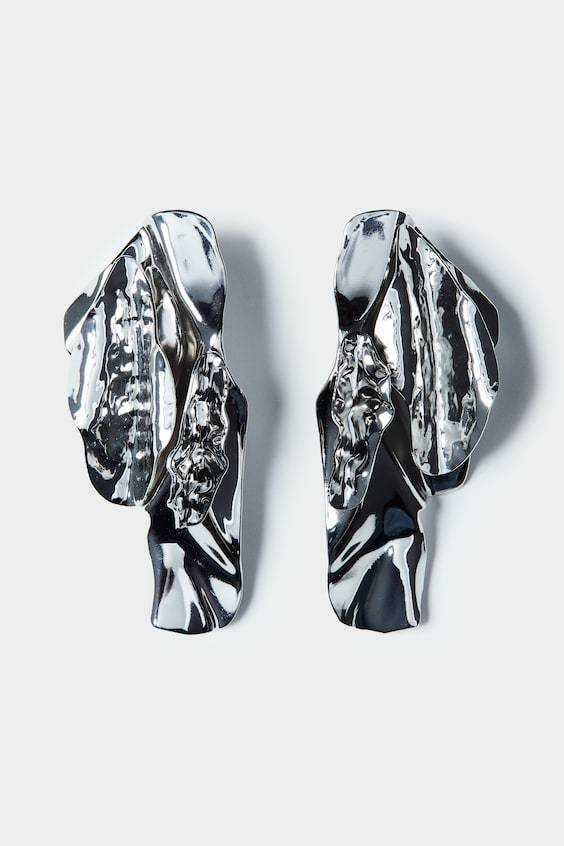 HM Skulpturale Ohrringe Online Outlet
