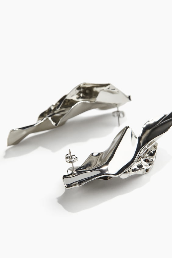 HM Skulpturale Ohrringe Online Outlet