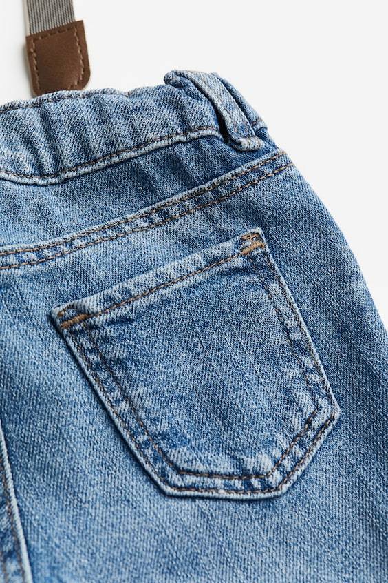 HM Jeans mit Hosenträgern Kostenlose Rückgabe