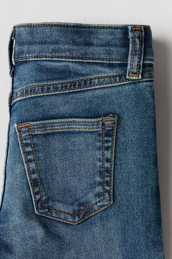 HM Super Soft Slim Fit Jeans im Angebot