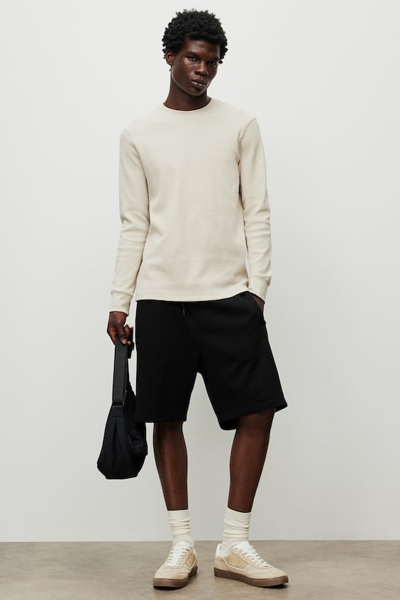 HM Shirt aus Waffeljersey in Slim Fit Kauf eins, bekomm eins gratis