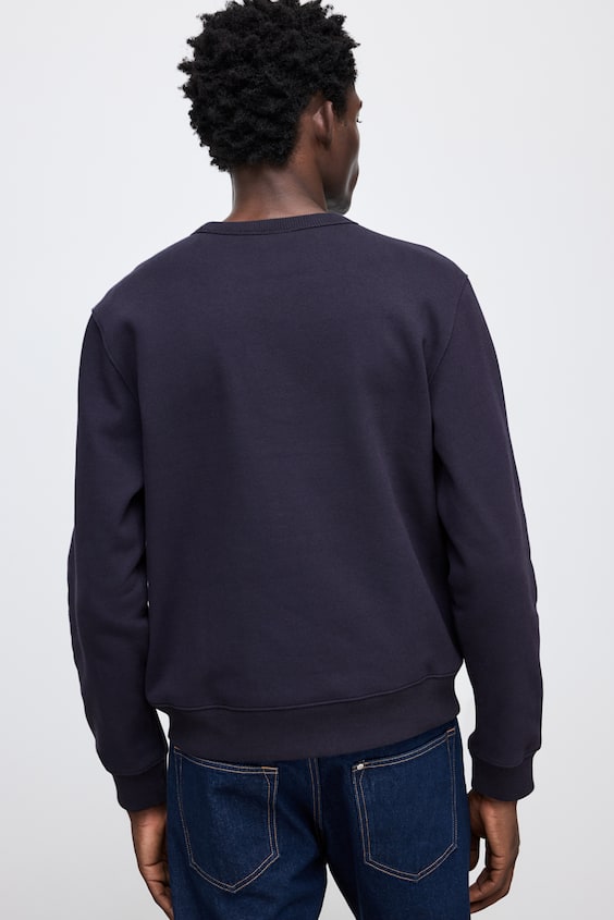 HM Sweatshirt mit Motivstickerei in Regular Fit Valentinstagsangebot