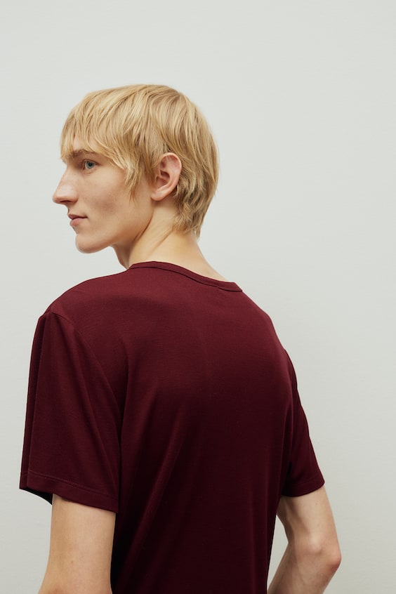 HM Slim Fit T-shirt Jubiläumsangebot