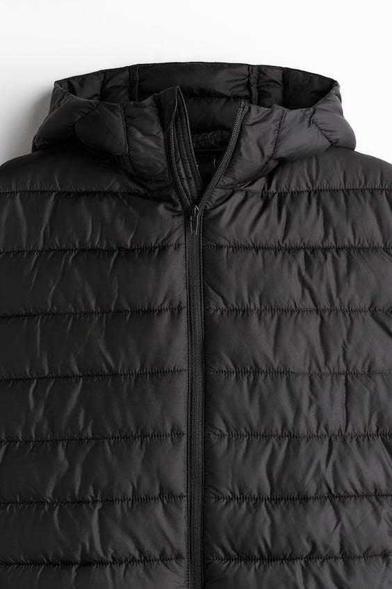 HM Leichte Pufferjacke in Slim Fit Kauf eins, bekomm eins gratis