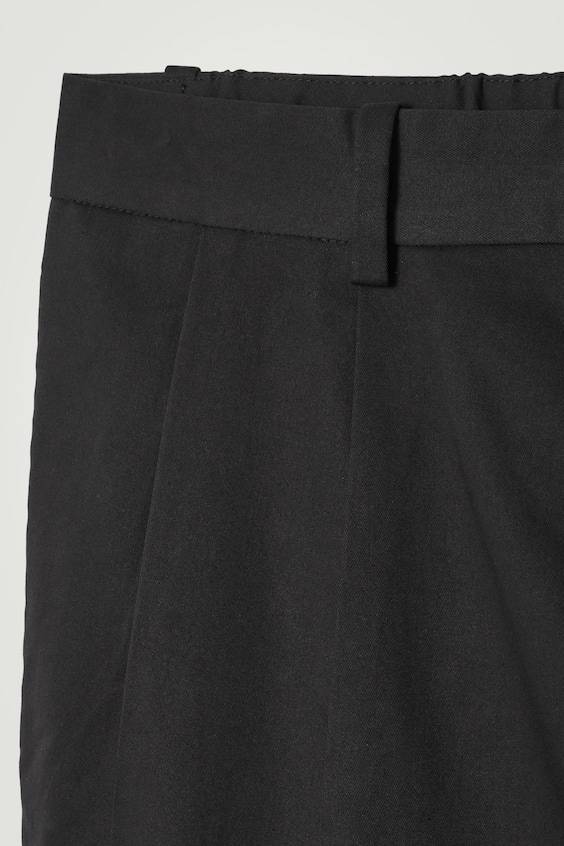 HM BAUMWOLLHOSE MIT FALTEN Auslauf
