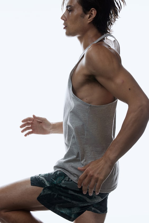 HM DryMove™ Sport-Tanktop Begrenztes Angebot