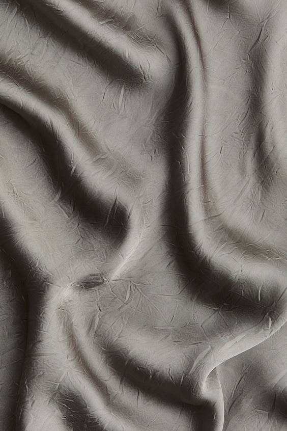 HM Maxirock aus gecrinkeltem Satin Letzte 2 Tage