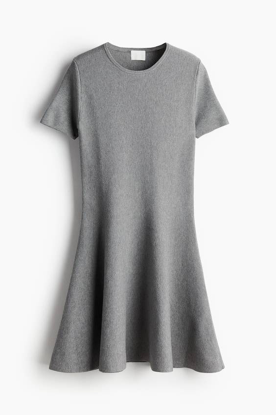 HM Ausgestelltes Kleid Sonderangebote
