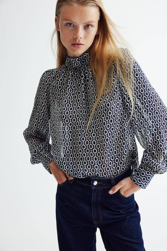 HM Gemusterte Bluse