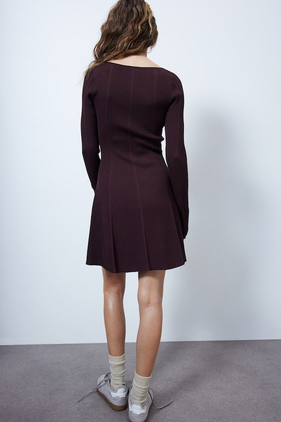 HM Flared-skirt rib-knit mini dress Super Sparpreis