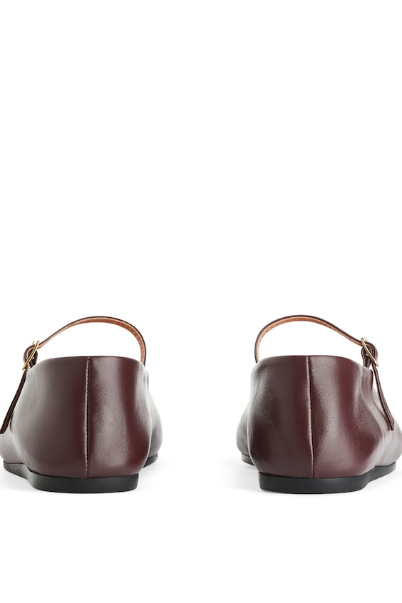 HM Mary Janes aus Leder Rabatt