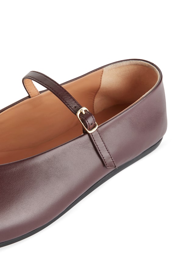 HM Mary Janes aus Leder Rabatt