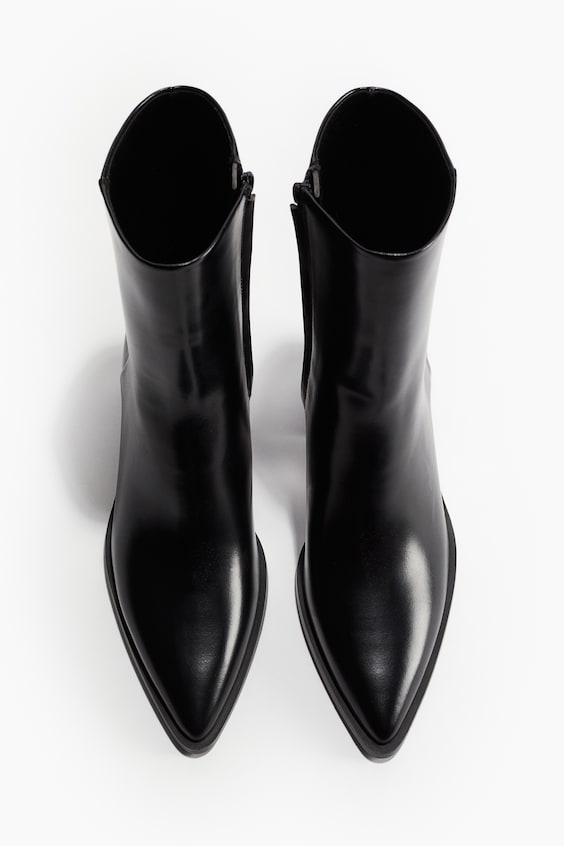 HM Spitze Stiefeletten Bis zu 50% Rabatt