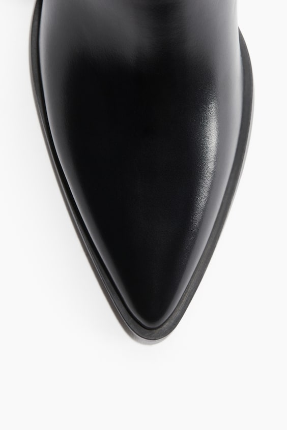 HM Spitze Stiefeletten Bis zu 50% Rabatt