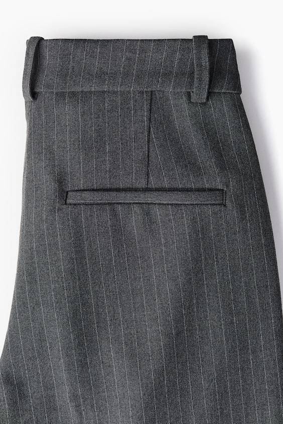 HM Slacks Bis zu 60% Rabatt