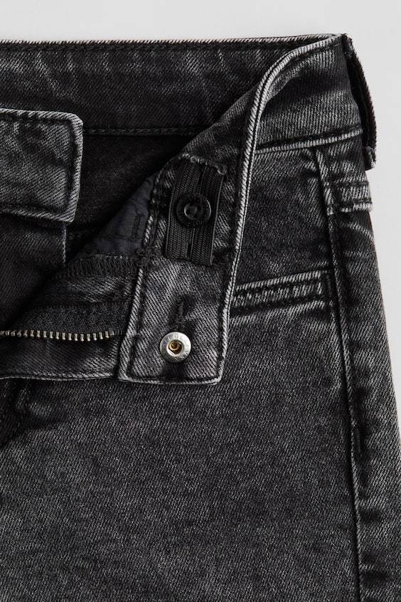 HM Relaxed Tapered Fit Jeans Rabatte dieses Monats