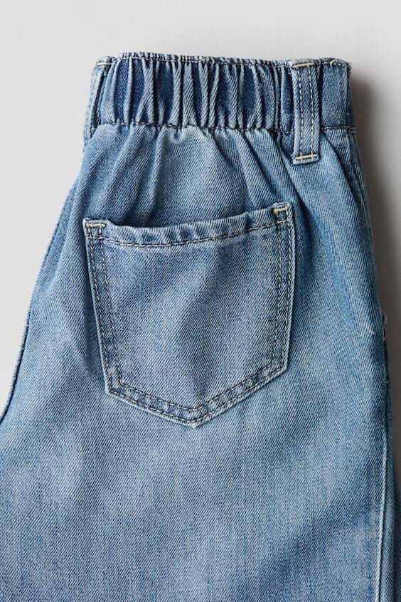 HM Loose Fit Jeans im Angebot