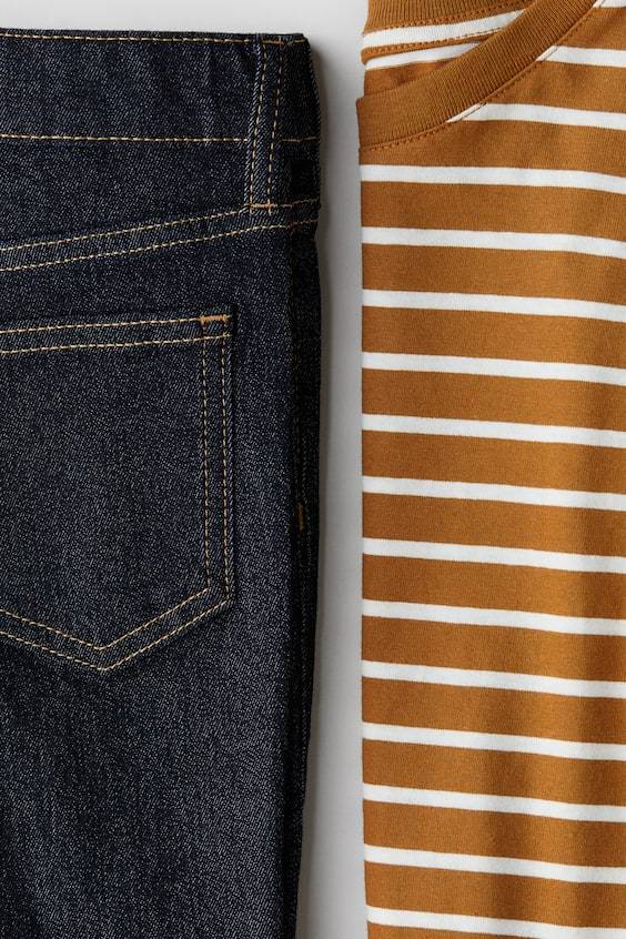 HM 2-teiliges Set mit Shirt und Jeans Weihnachtsangebot