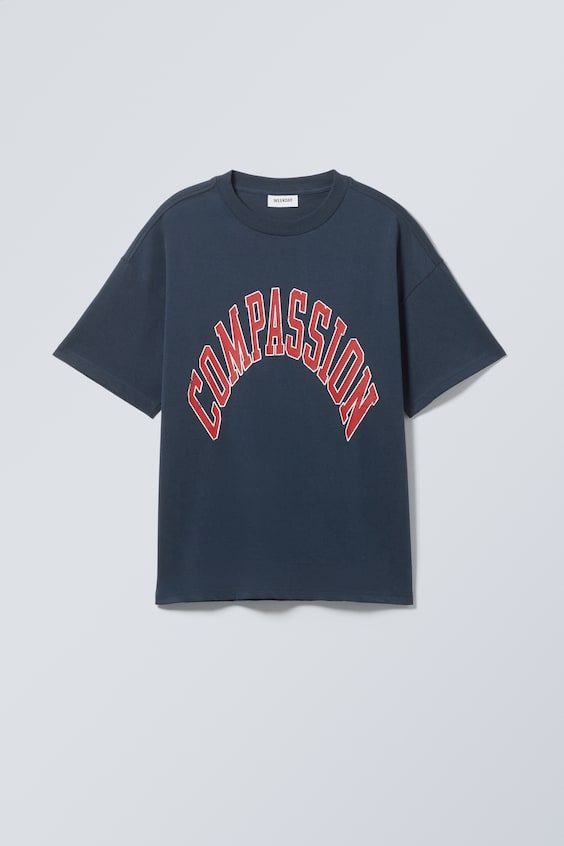 HM Bedrucktes kastiges T-Shirt Kostenloser Versand international