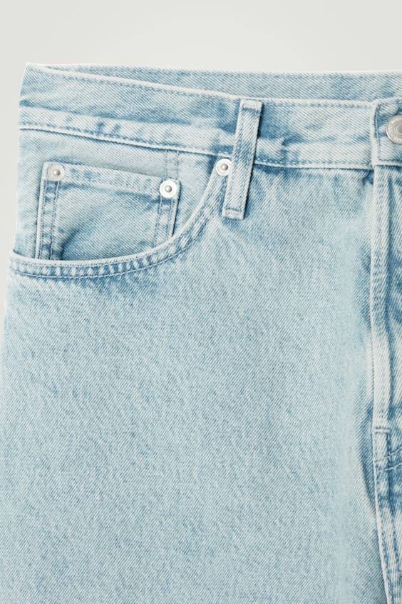 HM DOME JEANS – GERADES/KNÖCHELLANGES BEIN Vatertagsangebot