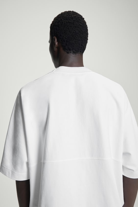 HM GEWICHTIGES OVERSIZED-T-SHIRT MIT KRAGEN Saisonale Angebote
