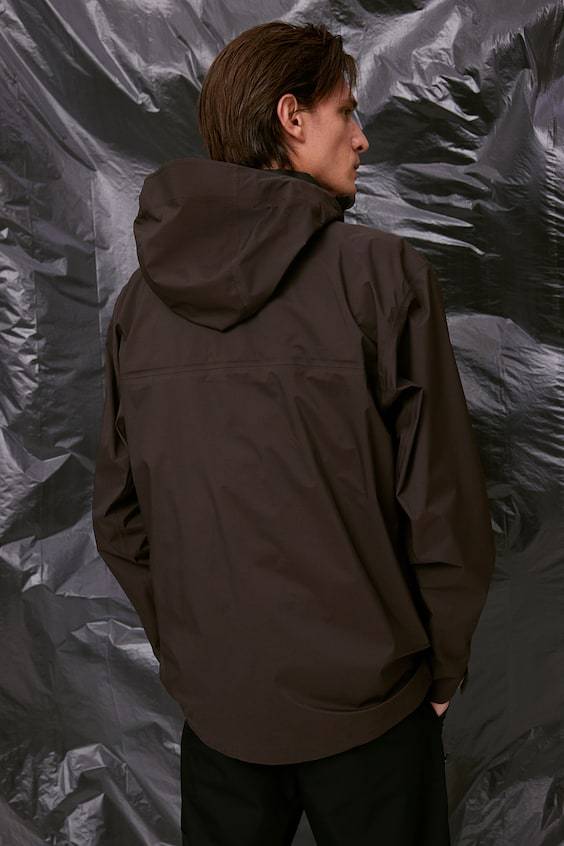 HM StormMove ™ Leichte Shelljacke Bestseller