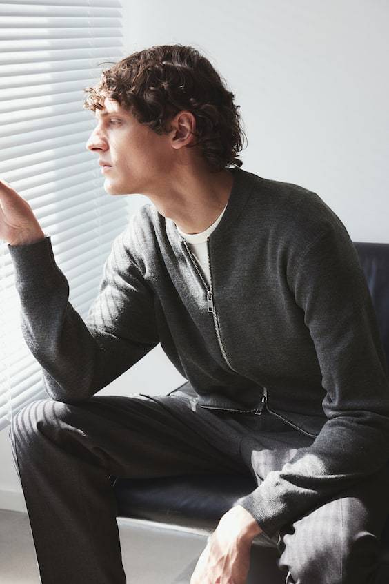 HM Feinstrick-Cardigan im Pilotenlook in Slim Fit VIP-Rabatte