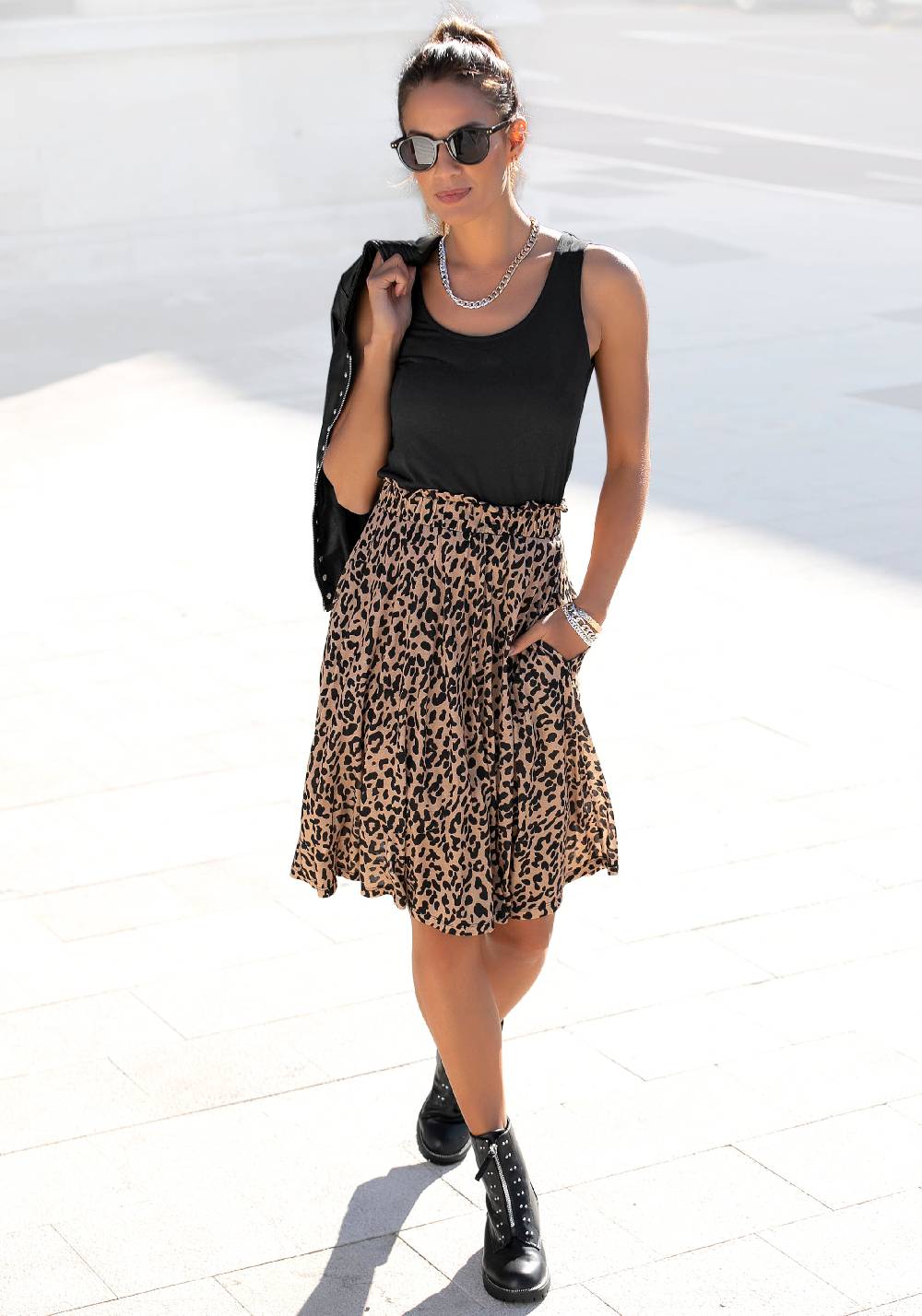 BUFFALO Dress in Light Brown, Black Online