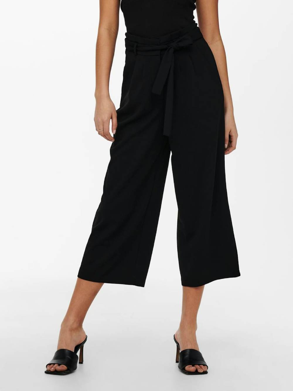 JDY Wide leg Pleat-Front Pants in Black Fabrikverkauf