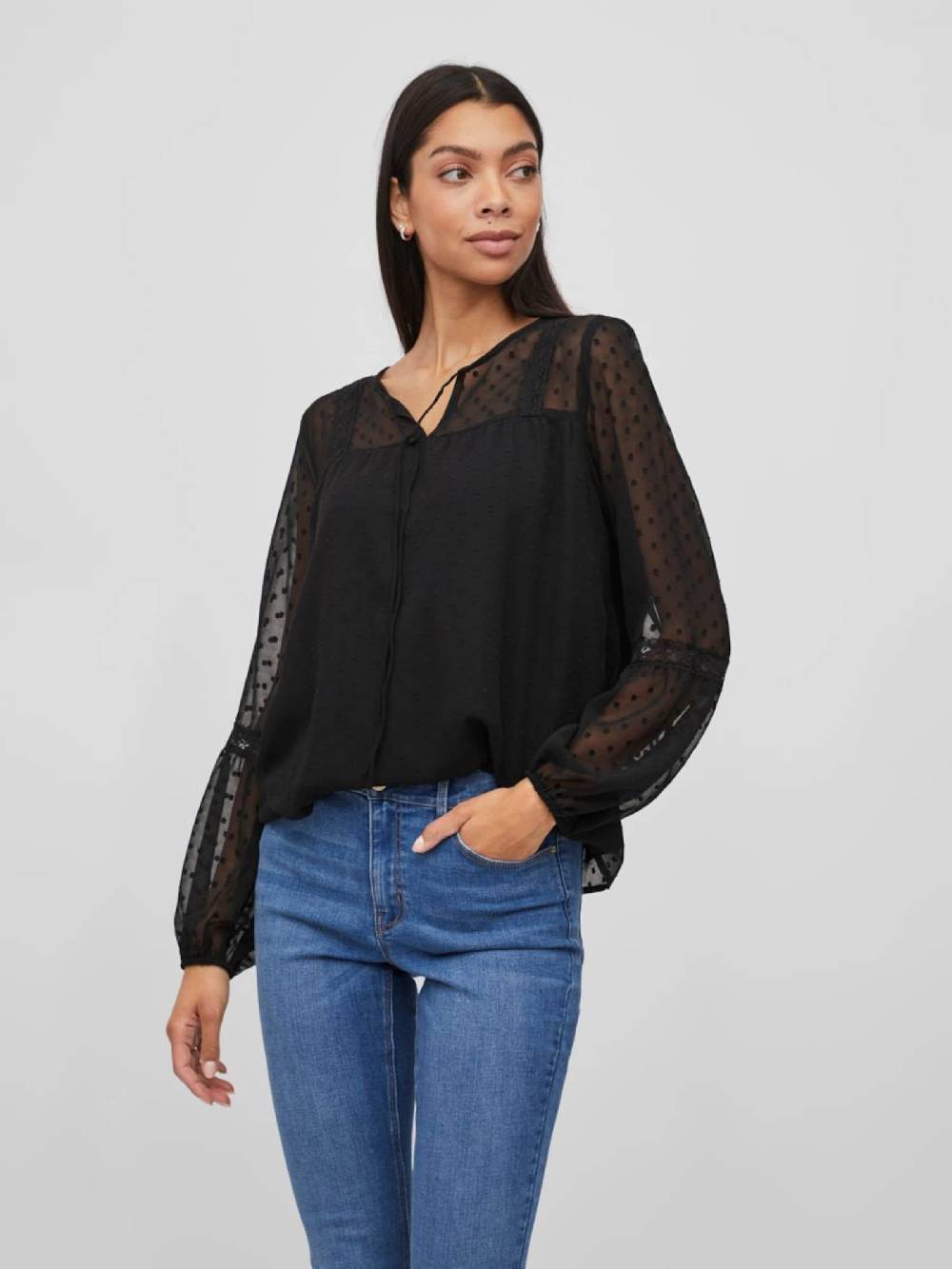 VILA Blouse 'VIEdee' in Black Begrenzte Freigabe