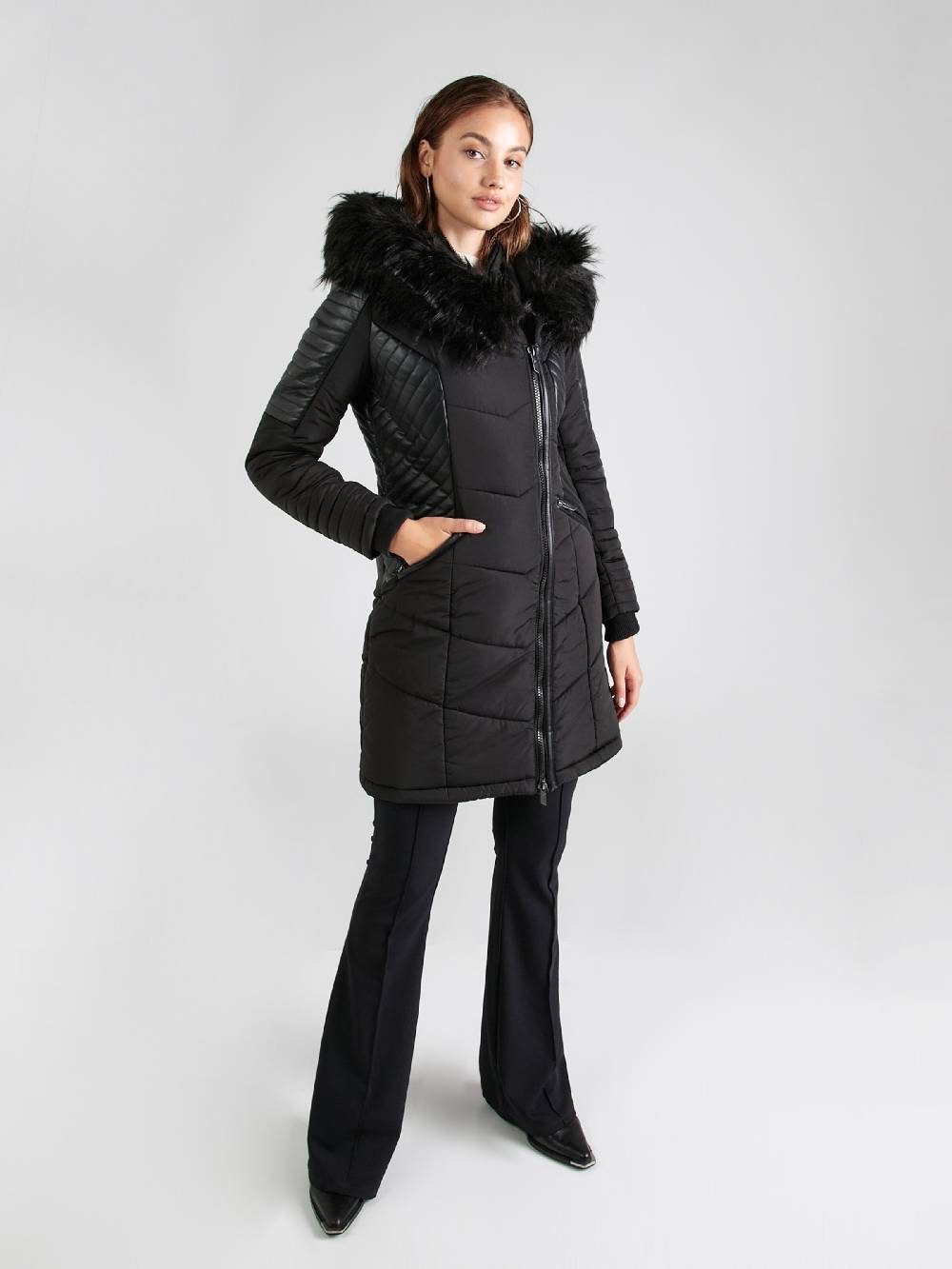 ONLY Winter Coat 'NEW LINETTE' in Black Schlussverkauf