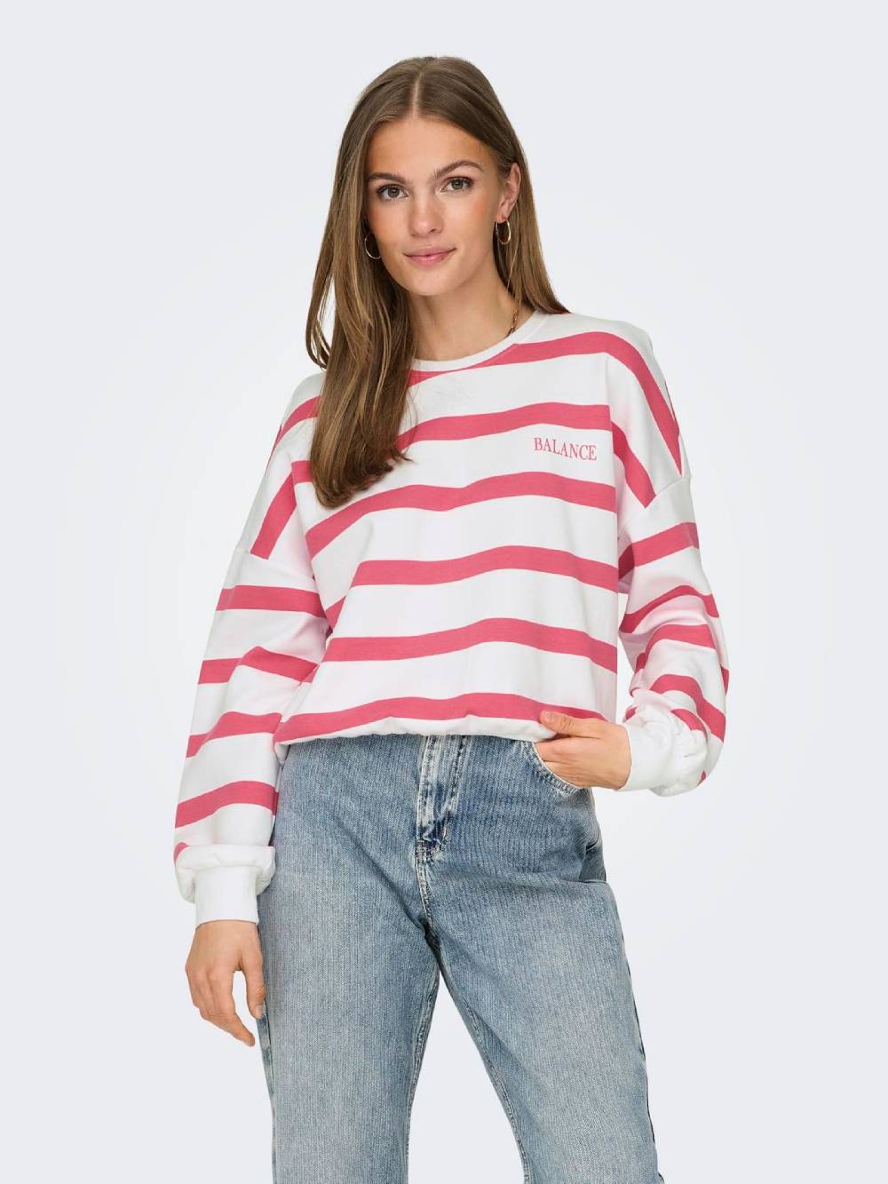 ONLY Sweatshirt 'ASHLEY' in White Zeitlich begrenztes Angebot