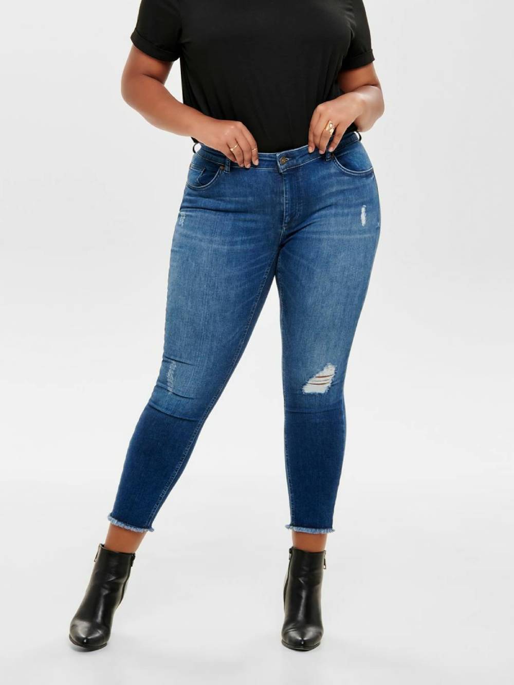 ONLY Carmakoma Skinny Jeans 'Willy' in Blue Denim Weihnachtsangebot