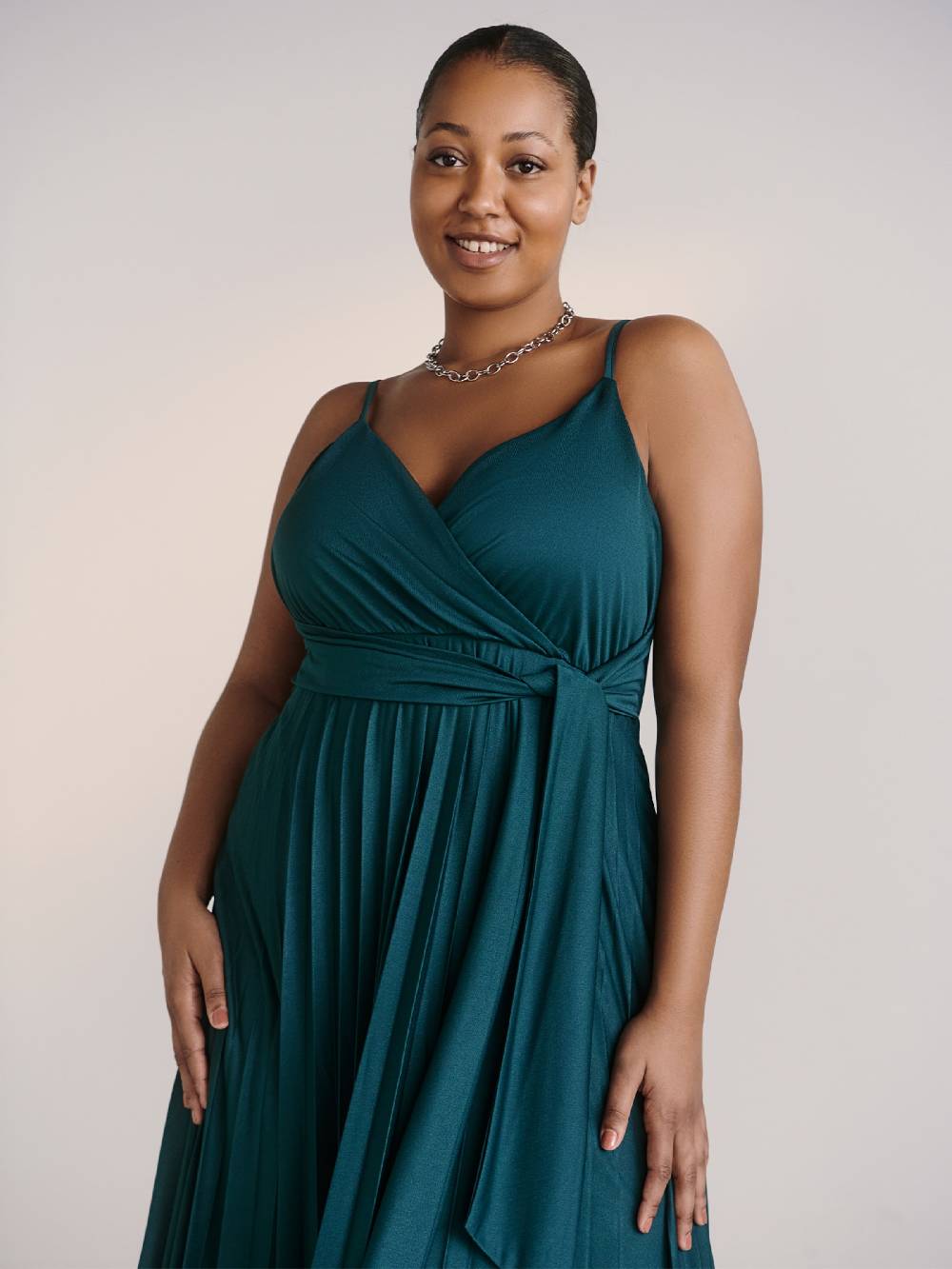 Guido Maria Kretschmer Curvy Dress in Emerald Muttertagsangebot