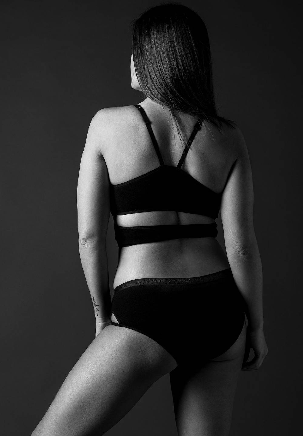 Lovjoi Panty PENNYROYAL Black Zeitbegrenzte Promotion
