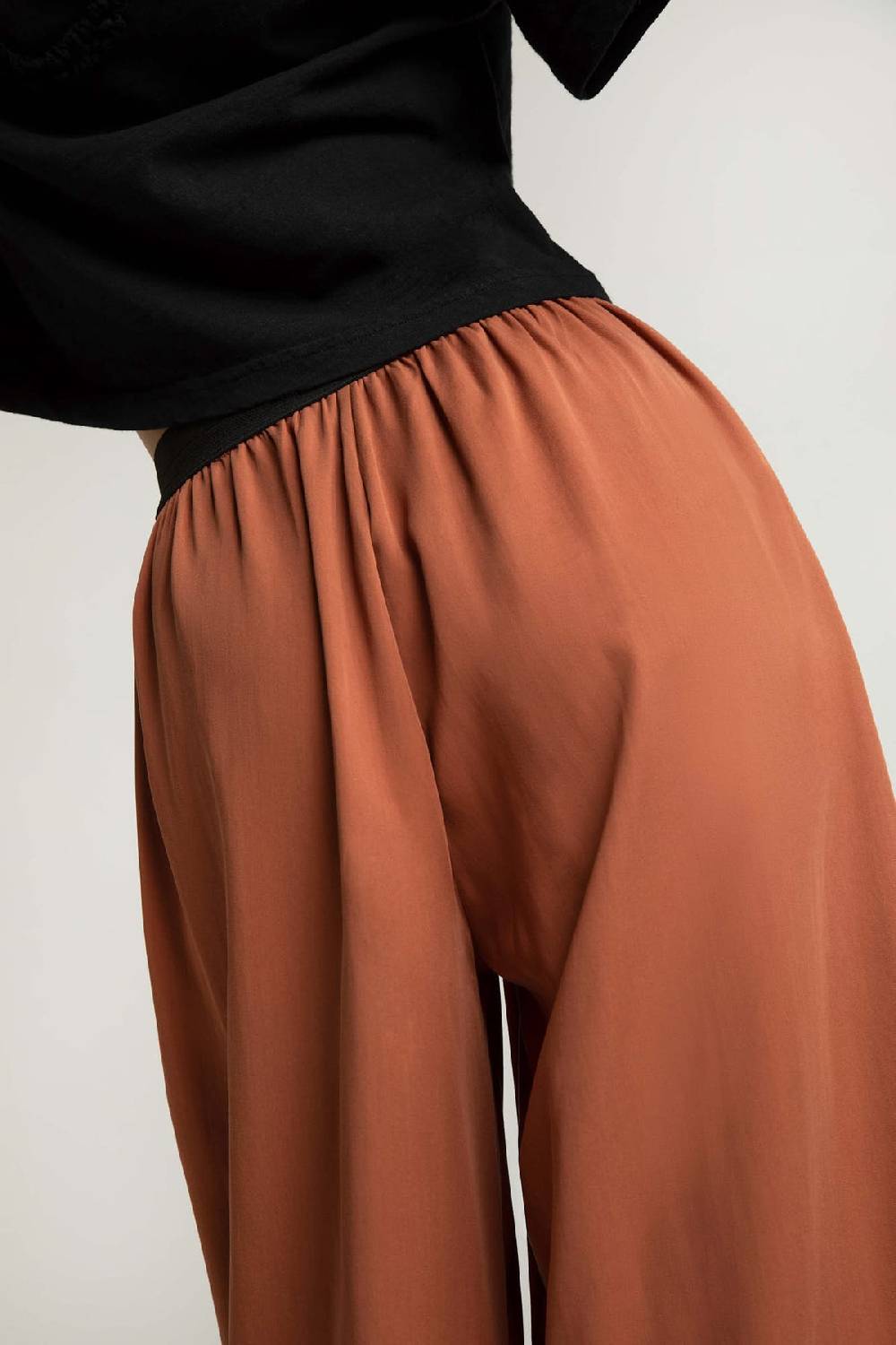 Lovjoi Pants TAVIRA 50% Rabatt mit kostenlosem Versand