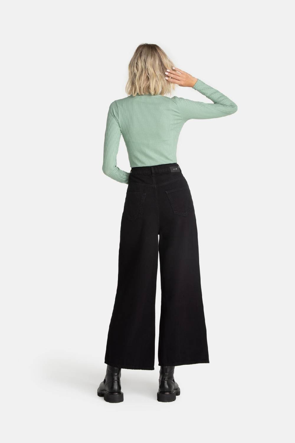 Lovjoi Wide Cropped Jeans BARLERIA Black Overdyed Zeitlich begrenztes Angebot