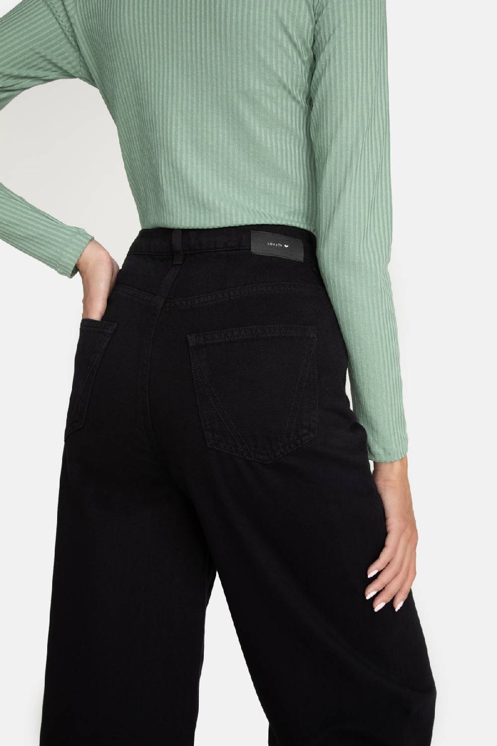 Lovjoi Wide Cropped Jeans BARLERIA Black Overdyed Zeitlich begrenztes Angebot