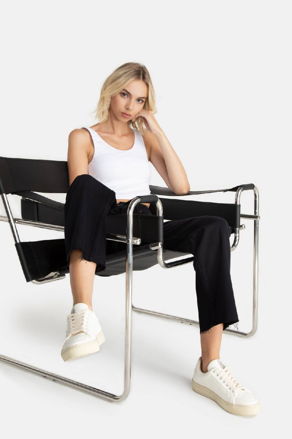 Lovjoi Straight Jeans MEDLAR Black Overdyed Exklusive Angebote