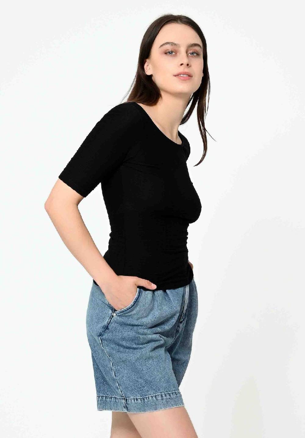 Lovjoi T-Shirt CYPERA Flash Sale