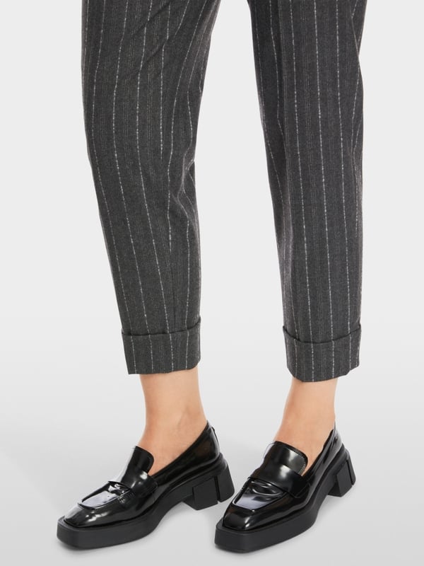 Marc Cain Gestreifte Hose Modell WASHINGTON Neueste Stile