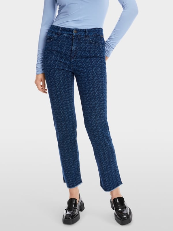 Marc Cain Jeans Modell FÉS "Rethink Together" Nur für heute