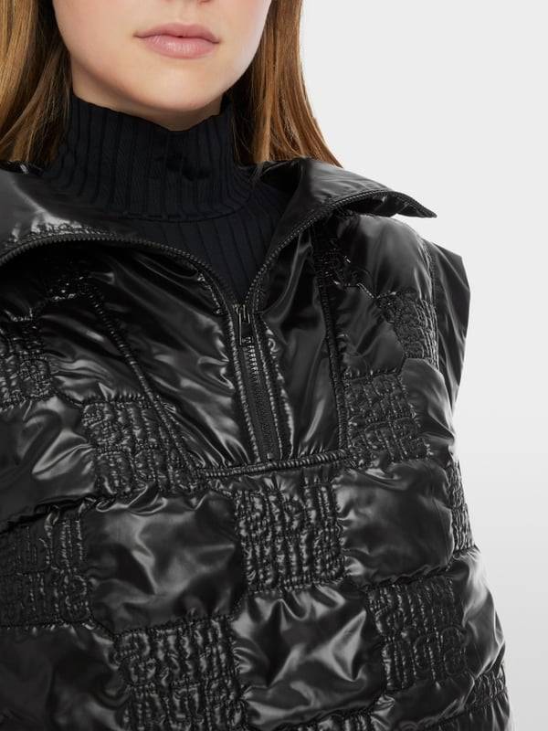 Marc Cain Wattierter Pullunder Knitted in Germany Online Shopping