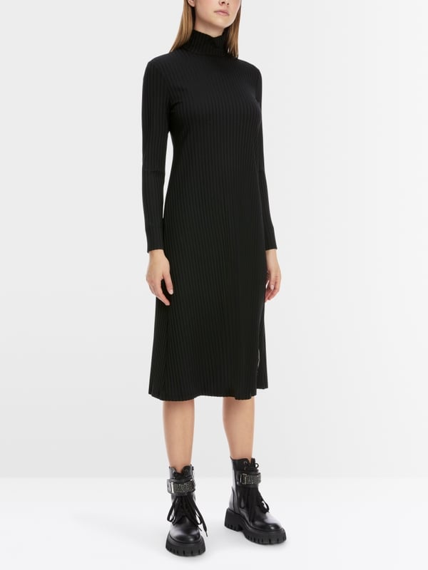 Marc Cain Kleid im Rippenstrick-Muster Exklusivangebot